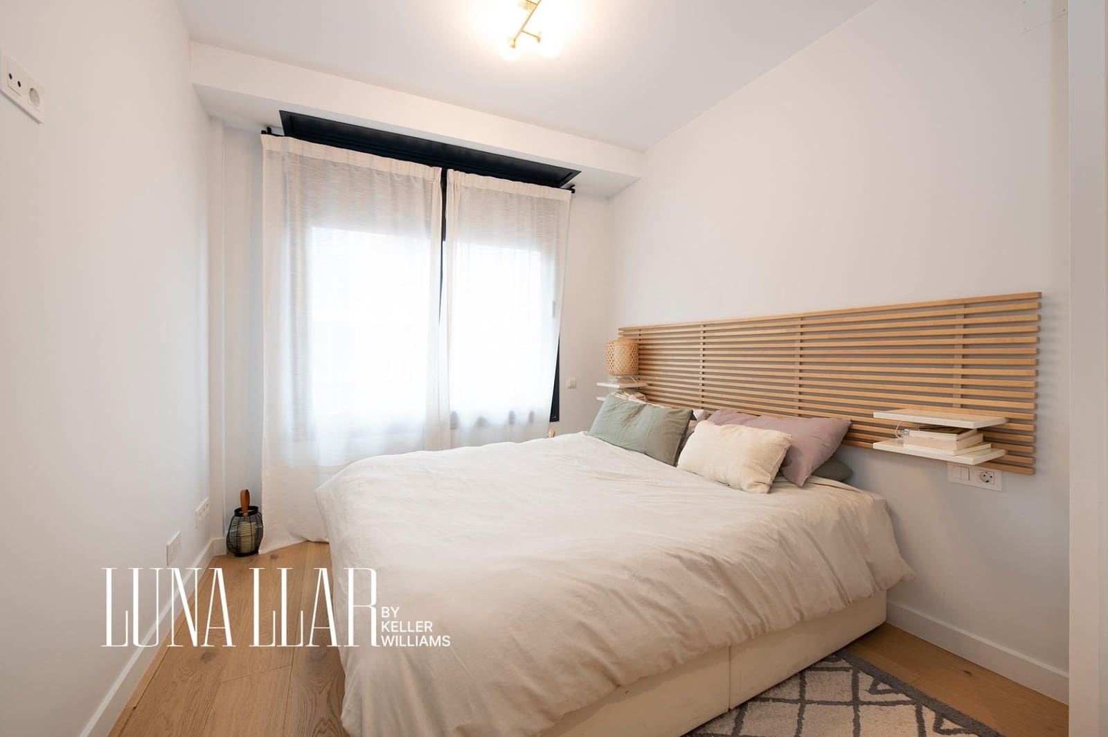 1 bedroom Flat for sale in Barcelona city with pool - € 449,000 (Ref: 9674299)