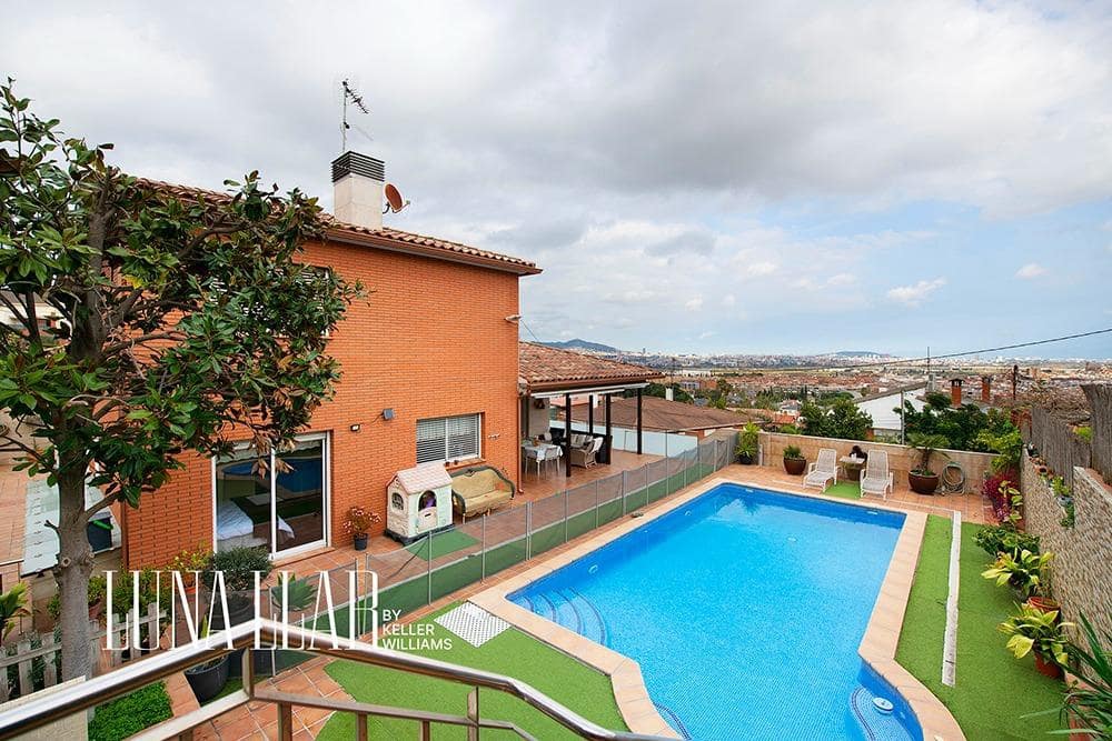 5 camera da letto Villa in vendita in Sant Boi de Llobregat con piscina garage - 1.285.000 € (Rif: 9674301)