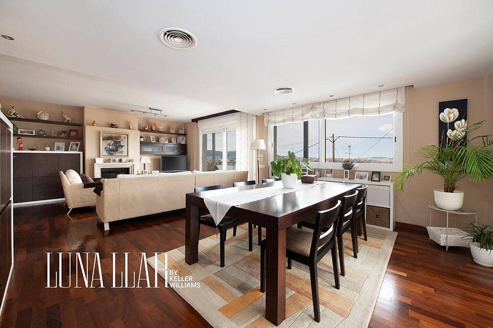 5 camera da letto Villa in vendita in Sant Boi de Llobregat con piscina garage - 1.285.000 € (Rif: 9674301)