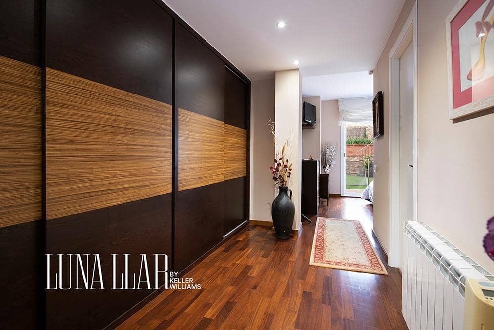 5 camera da letto Villa in vendita in Sant Boi de Llobregat con piscina garage - 1.285.000 € (Rif: 9674301)