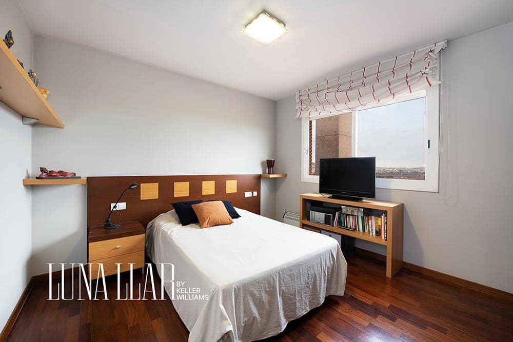 5 camera da letto Villa in vendita in Sant Boi de Llobregat con piscina garage - 1.285.000 € (Rif: 9674301)