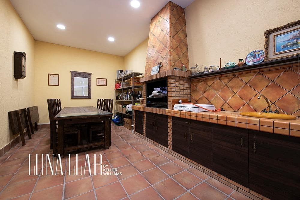 5 camera da letto Villa in vendita in Sant Boi de Llobregat con piscina garage - 1.285.000 € (Rif: 9674301)