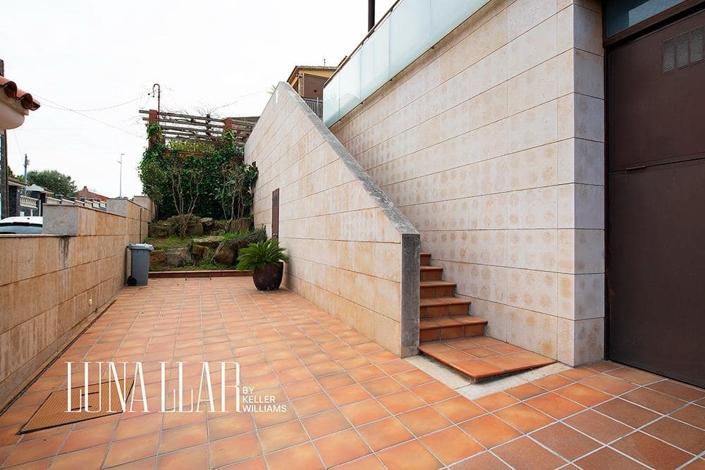 5 camera da letto Villa in vendita in Sant Boi de Llobregat con piscina garage - 1.285.000 € (Rif: 9674301)