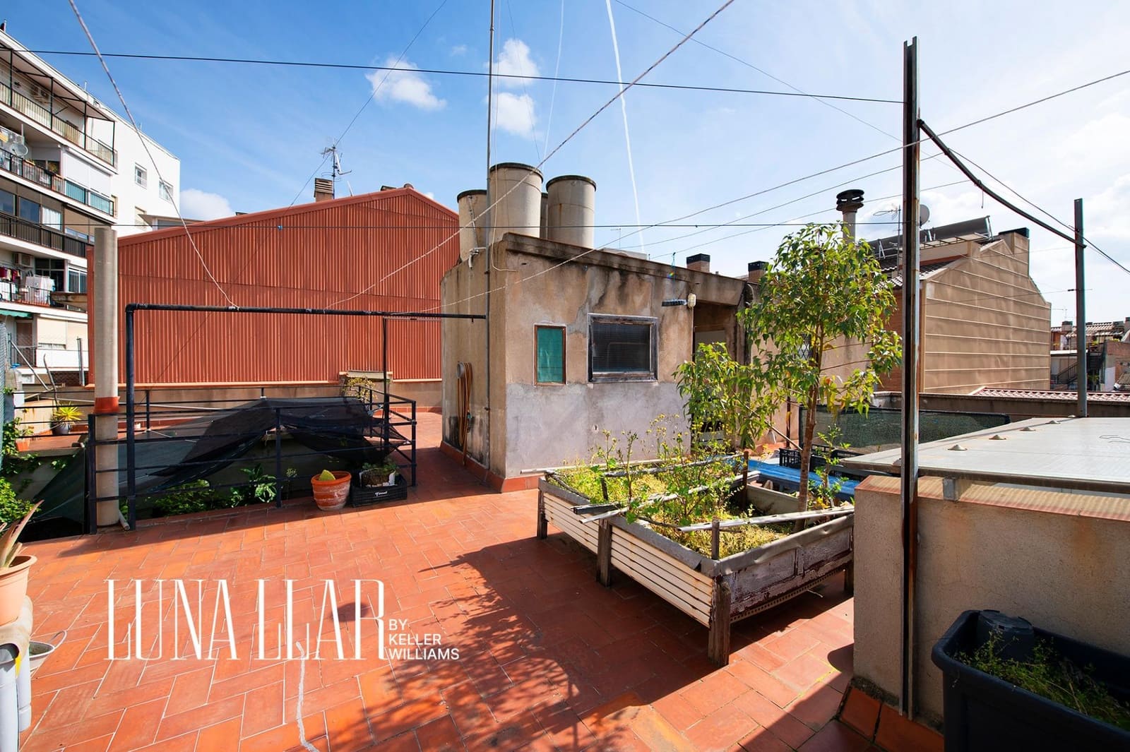 5 bedroom Villa for sale in Gava with garage - € 517,000 (Ref: 9695422)