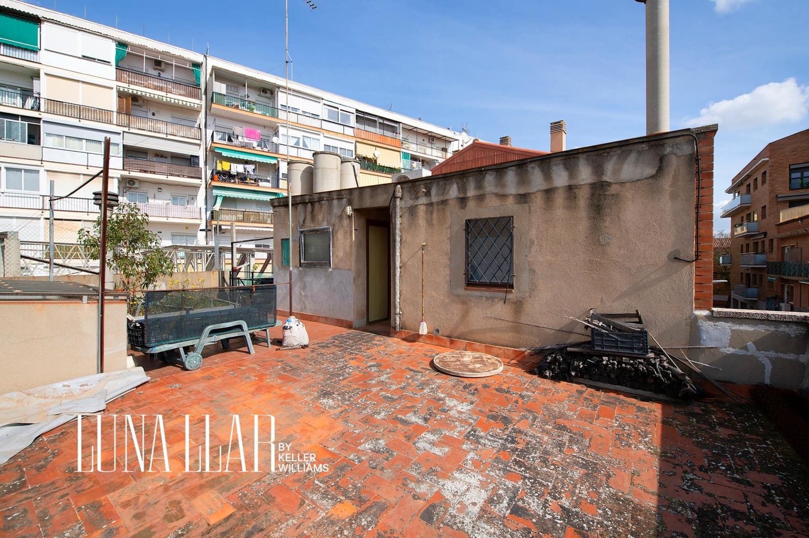 5 bedroom Villa for sale in Gava with garage - € 517,000 (Ref: 9695422)