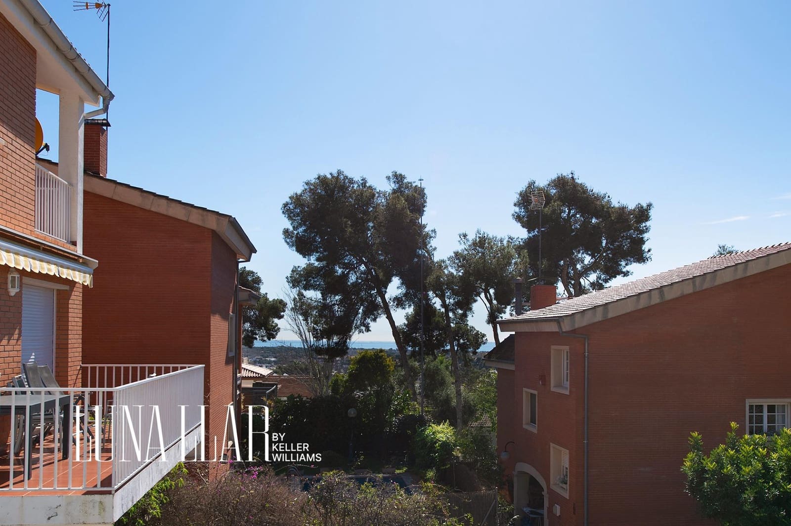 4 camera da letto Villa in vendita in Castelldefels con piscina - 1.220.000 € (Rif: 9701703)