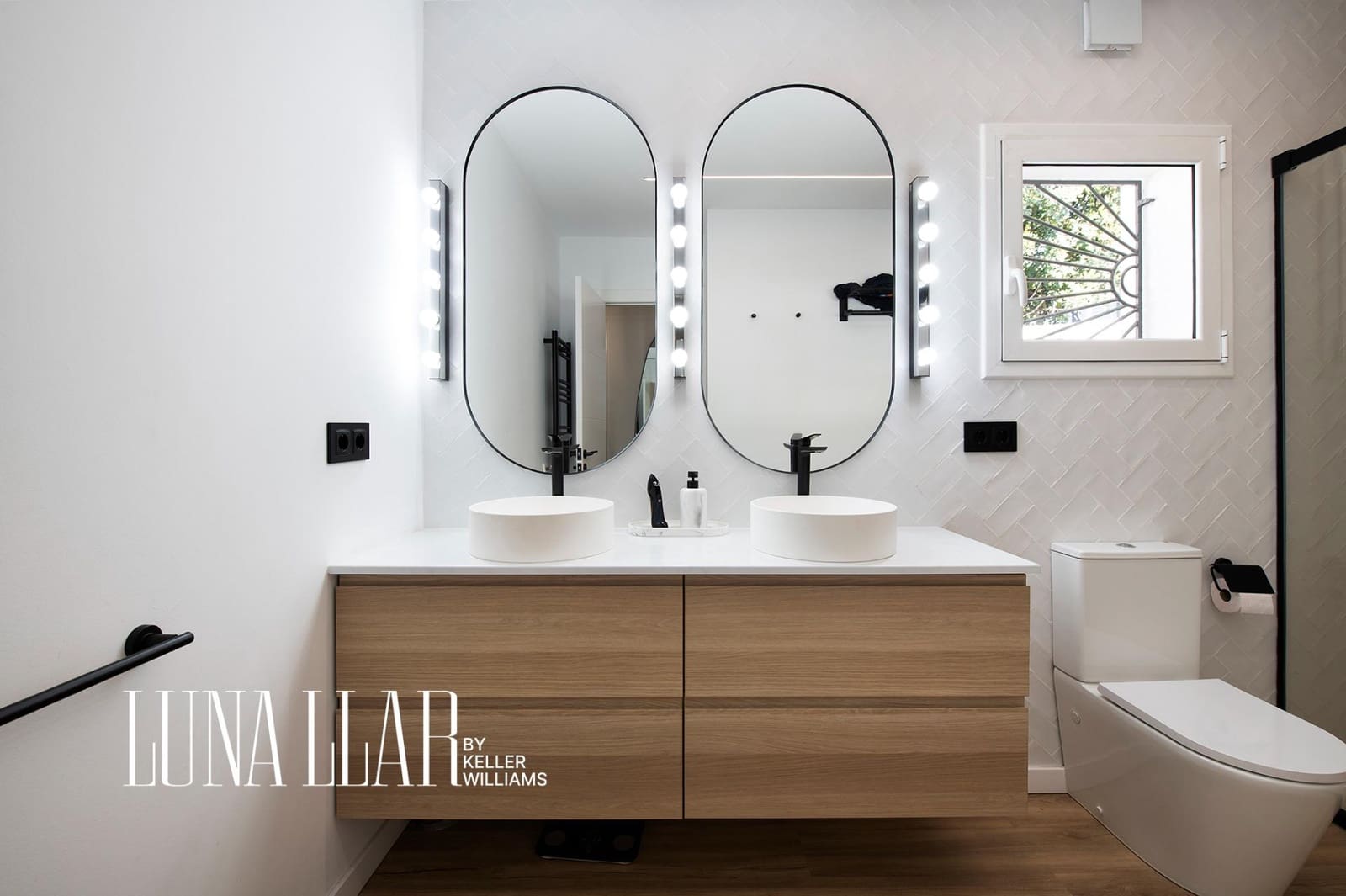 4 camera da letto Villa in vendita in Castelldefels con piscina - 1.220.000 € (Rif: 9701703)