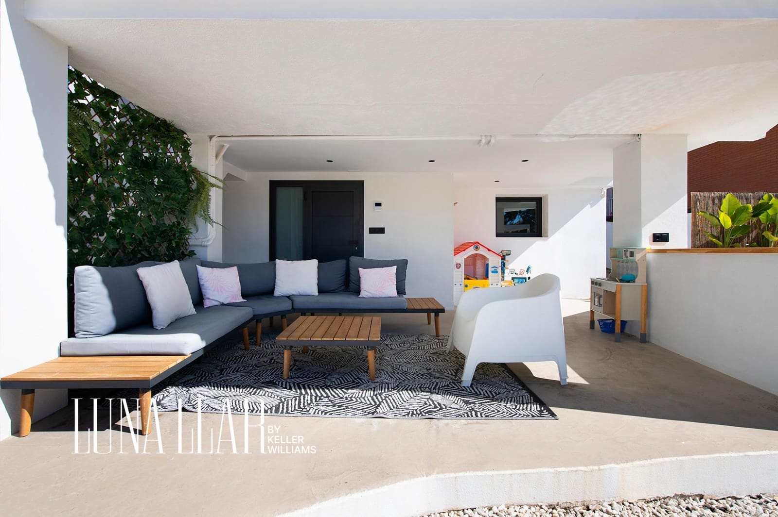 4 camera da letto Villa in vendita in Castelldefels con piscina - 1.220.000 € (Rif: 9701703)