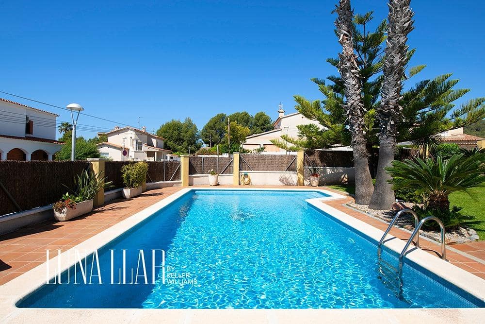 6 soverom Villa til salgs i Calafell med svømmebasseng - € 775 000 (Ref: 9735659)