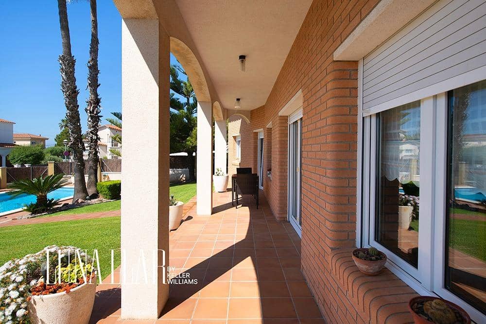 6 soverom Villa til salgs i Calafell med svømmebasseng - € 775 000 (Ref: 9735659)