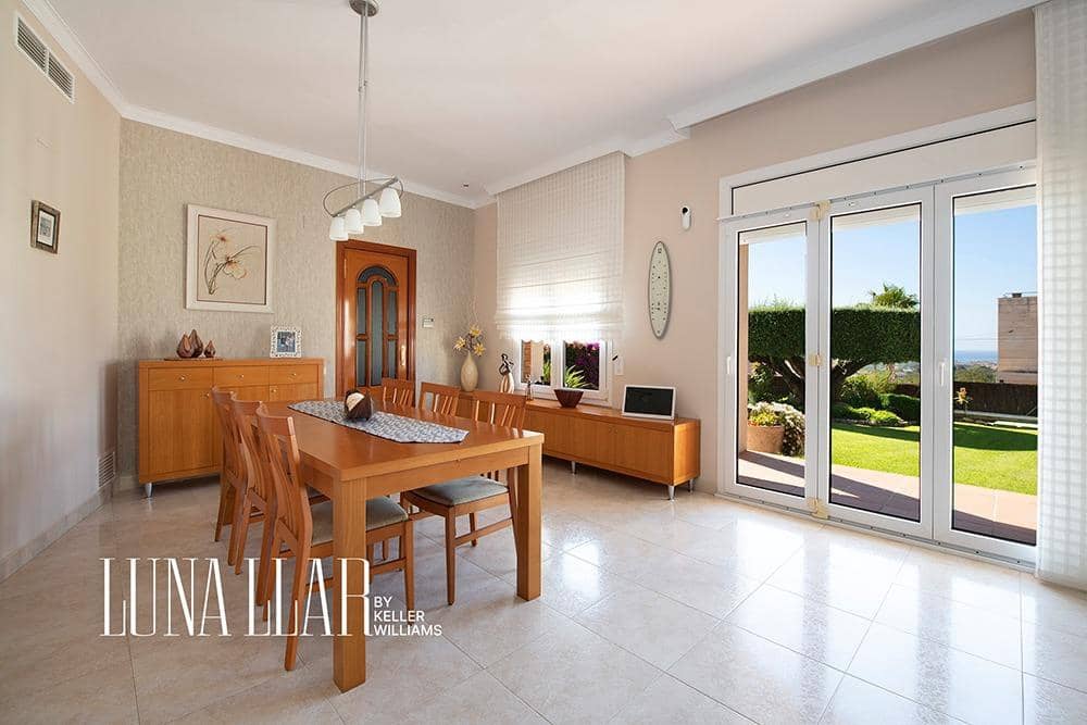 6 soverom Villa til salgs i Calafell med svømmebasseng - € 775 000 (Ref: 9735659)