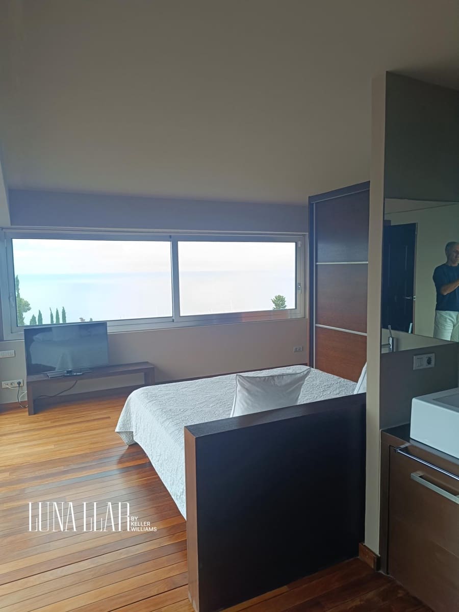 4 bedroom Villa for rent in Les Botigues de Sitges with pool garage - € 12,000 (Ref: 9735660)