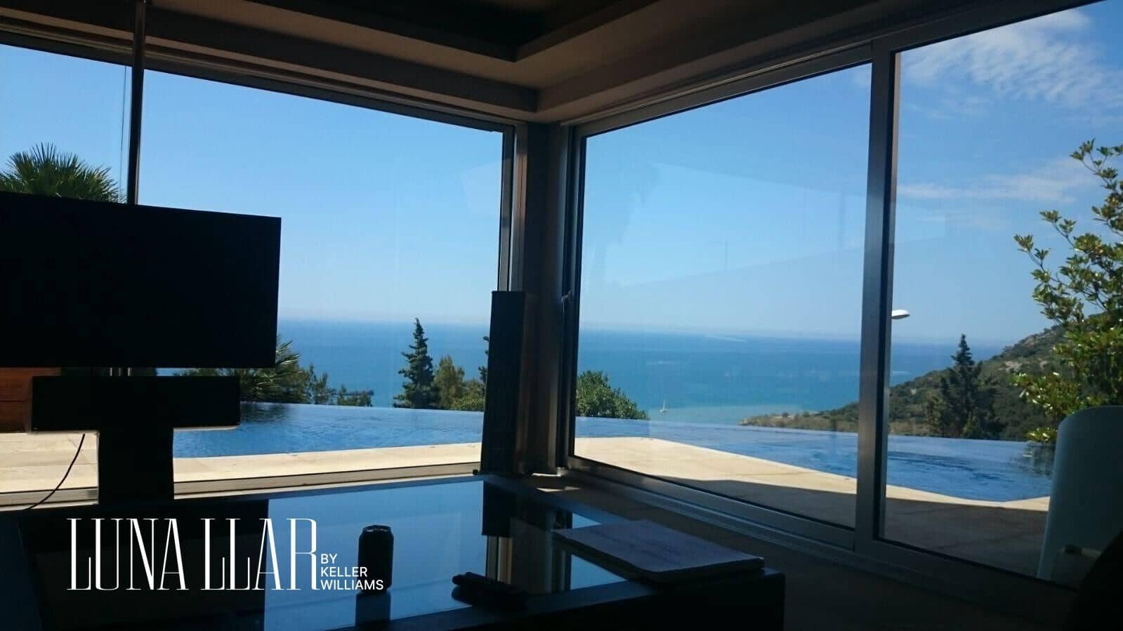 4 bedroom Villa for rent in Les Botigues de Sitges with pool garage - € 12,000 (Ref: 9735660)