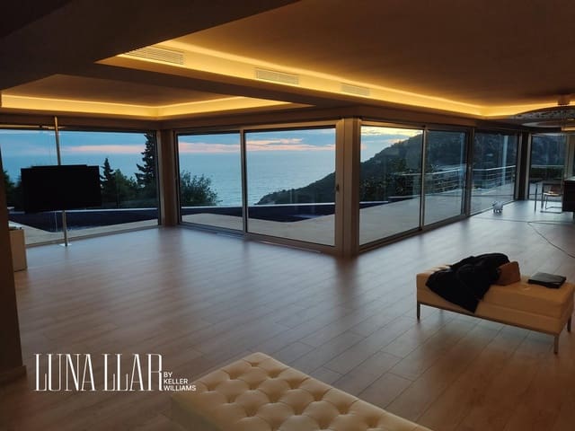 4 quarto Moradia para arrendar em Les Botigues de Sitges, Sitges com piscina garagem - 12 000 € (Ref: 9735660)