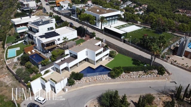 4 quarto Moradia para arrendar em Les Botigues de Sitges, Sitges com piscina garagem - 12 000 € (Ref: 9735660)