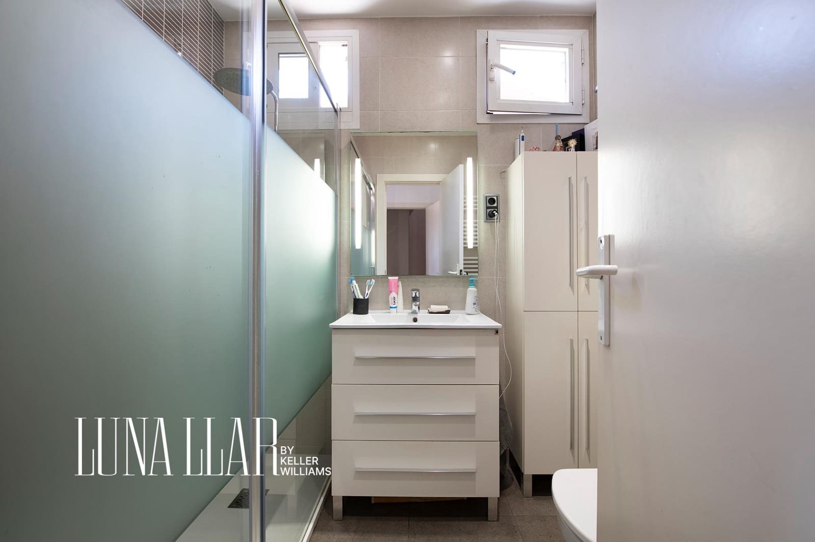 4 bedroom Terraced Villa for sale in Sant Joan Despi with garage - € 839,000 (Ref: 9741823)