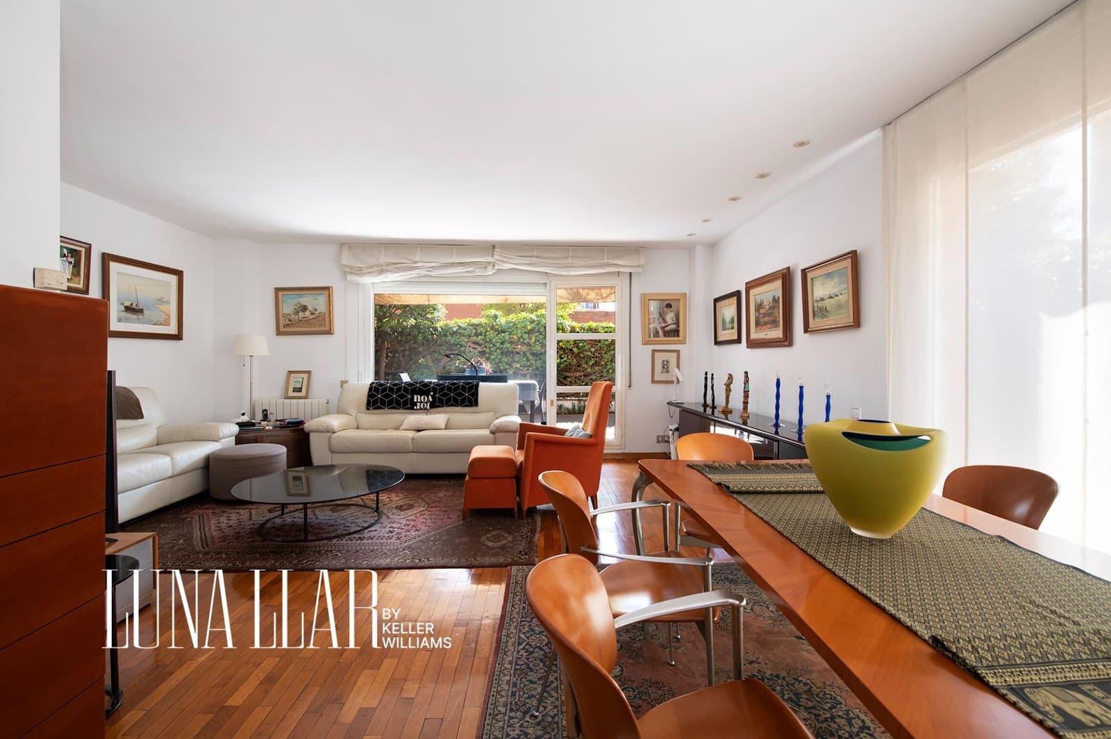 4 bedroom Terraced Villa for sale in Sant Joan Despi with garage - € 839,000 (Ref: 9741823)