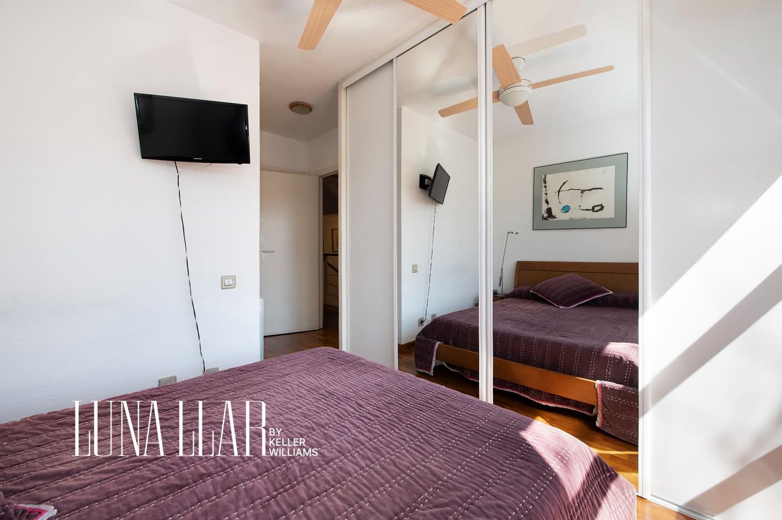 4 bedroom Terraced Villa for sale in Sant Joan Despi with garage - € 839,000 (Ref: 9741823)