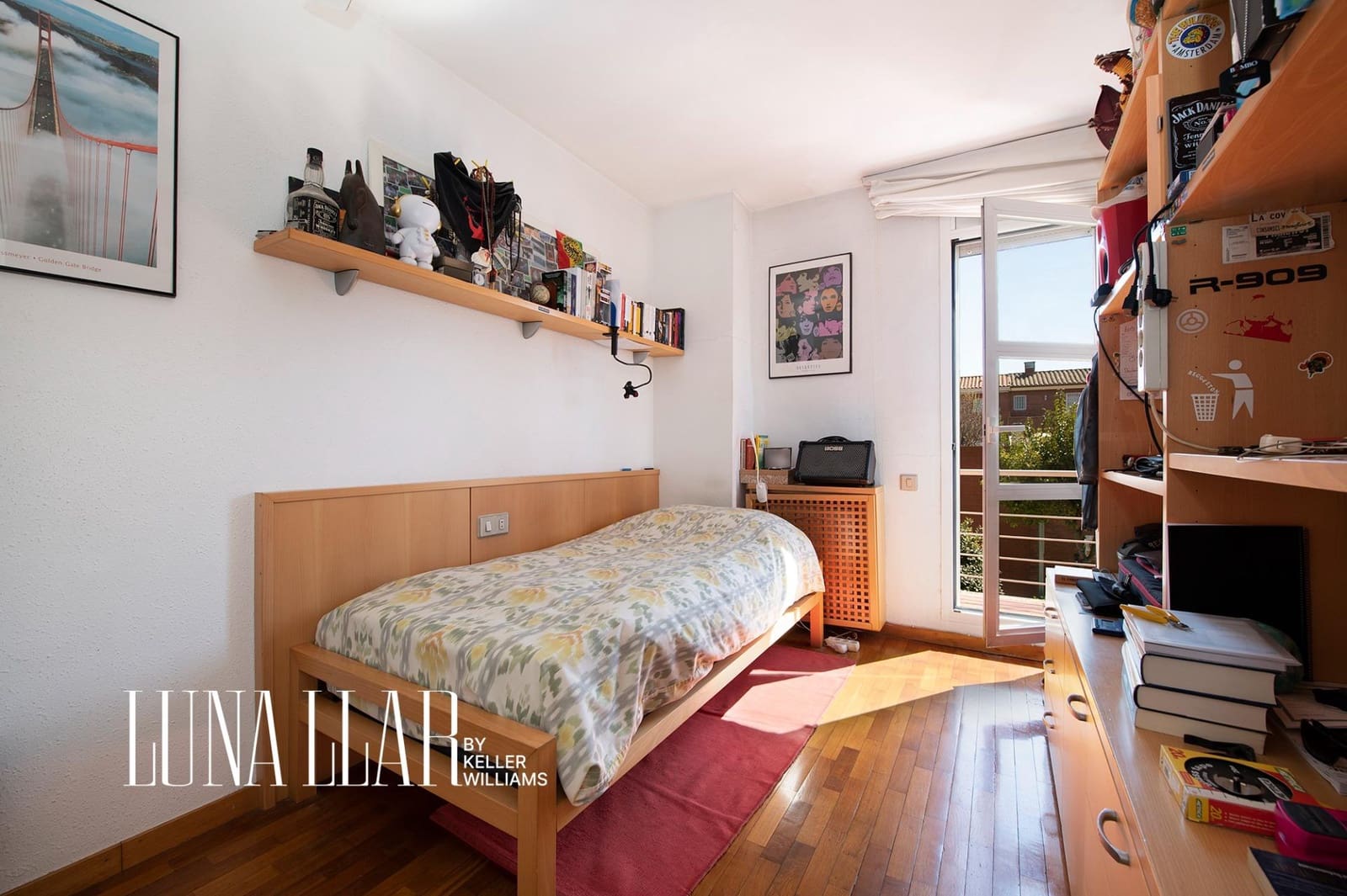 4 bedroom Terraced Villa for sale in Sant Joan Despi with garage - € 839,000 (Ref: 9741823)