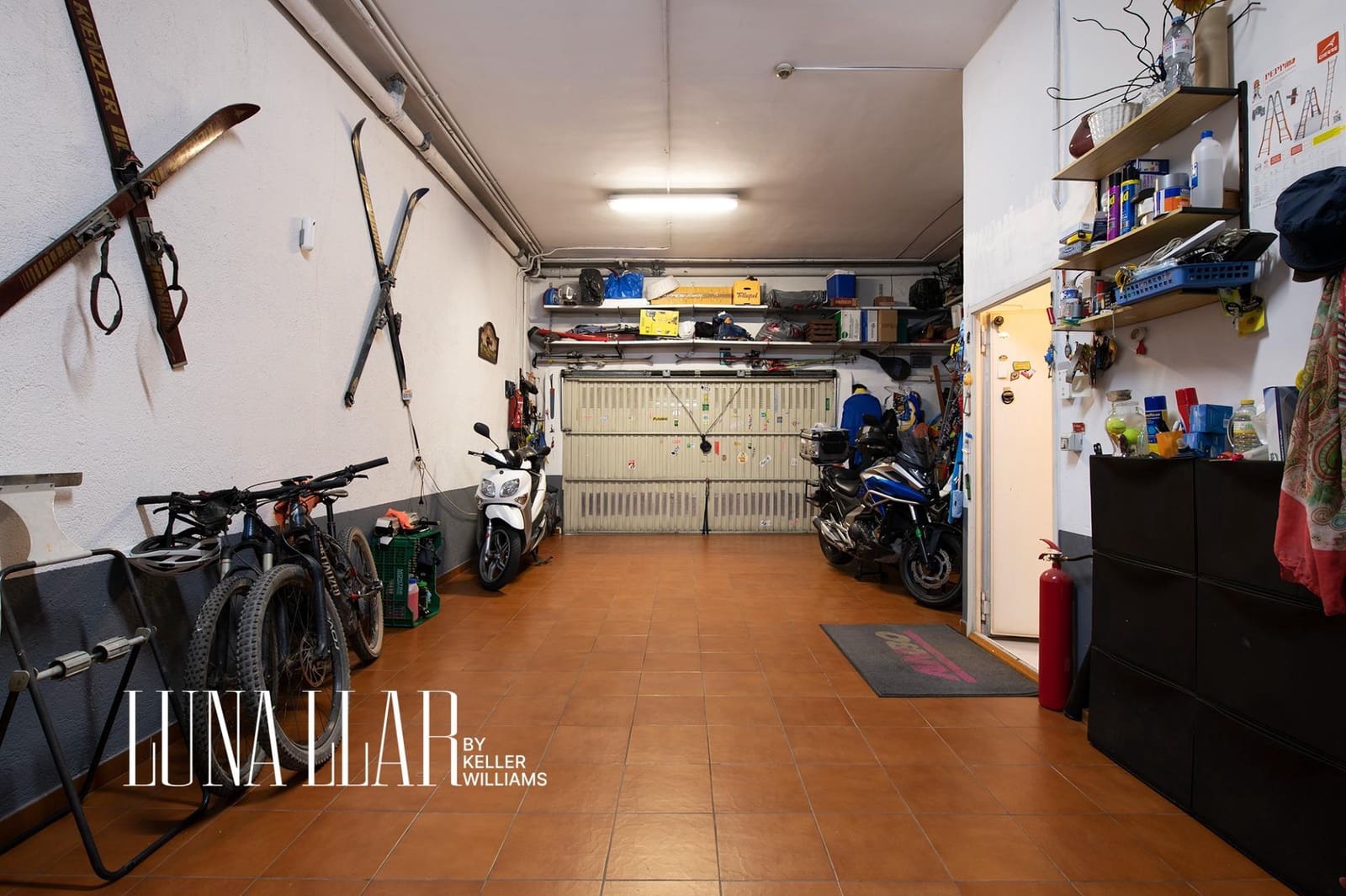 4 bedroom Terraced Villa for sale in Sant Joan Despi with garage - € 839,000 (Ref: 9741823)