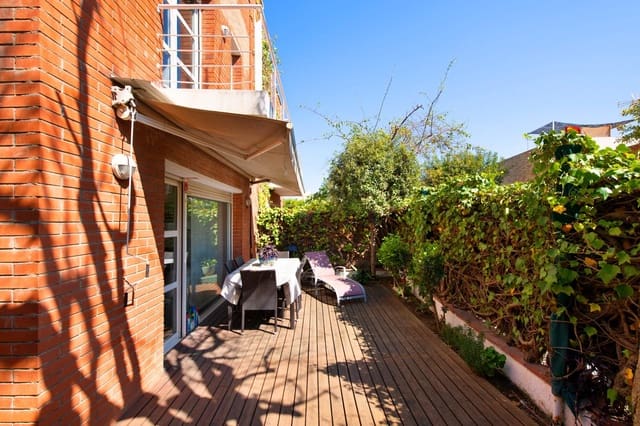 4 soverom Rekkehus til salgs i Sant Joan Despí med garasje - € 839 000 (Ref: 9741823)