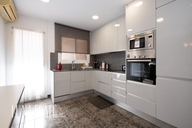 4 soverom Leilighet til salgs i Castelldefels - € 550 000 (Ref: 9780667)