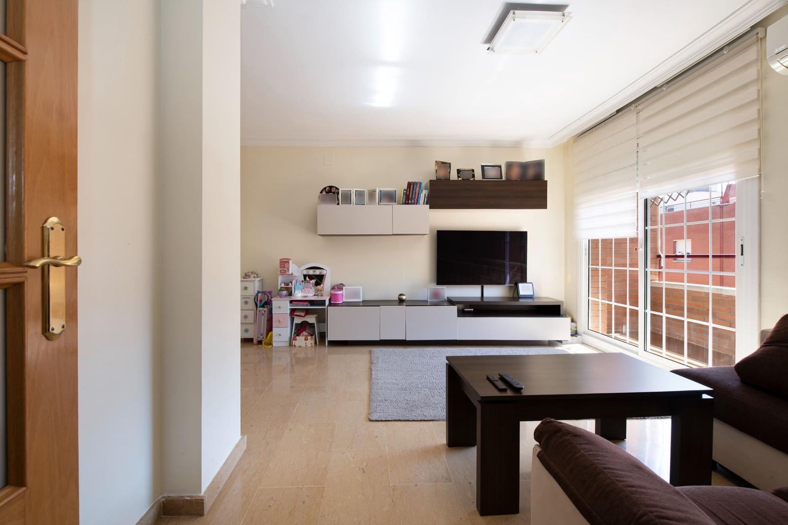 4 soverom Leilighet til salgs i Sant Boi de Llobregat - € 369 000 (Ref: 9788471)