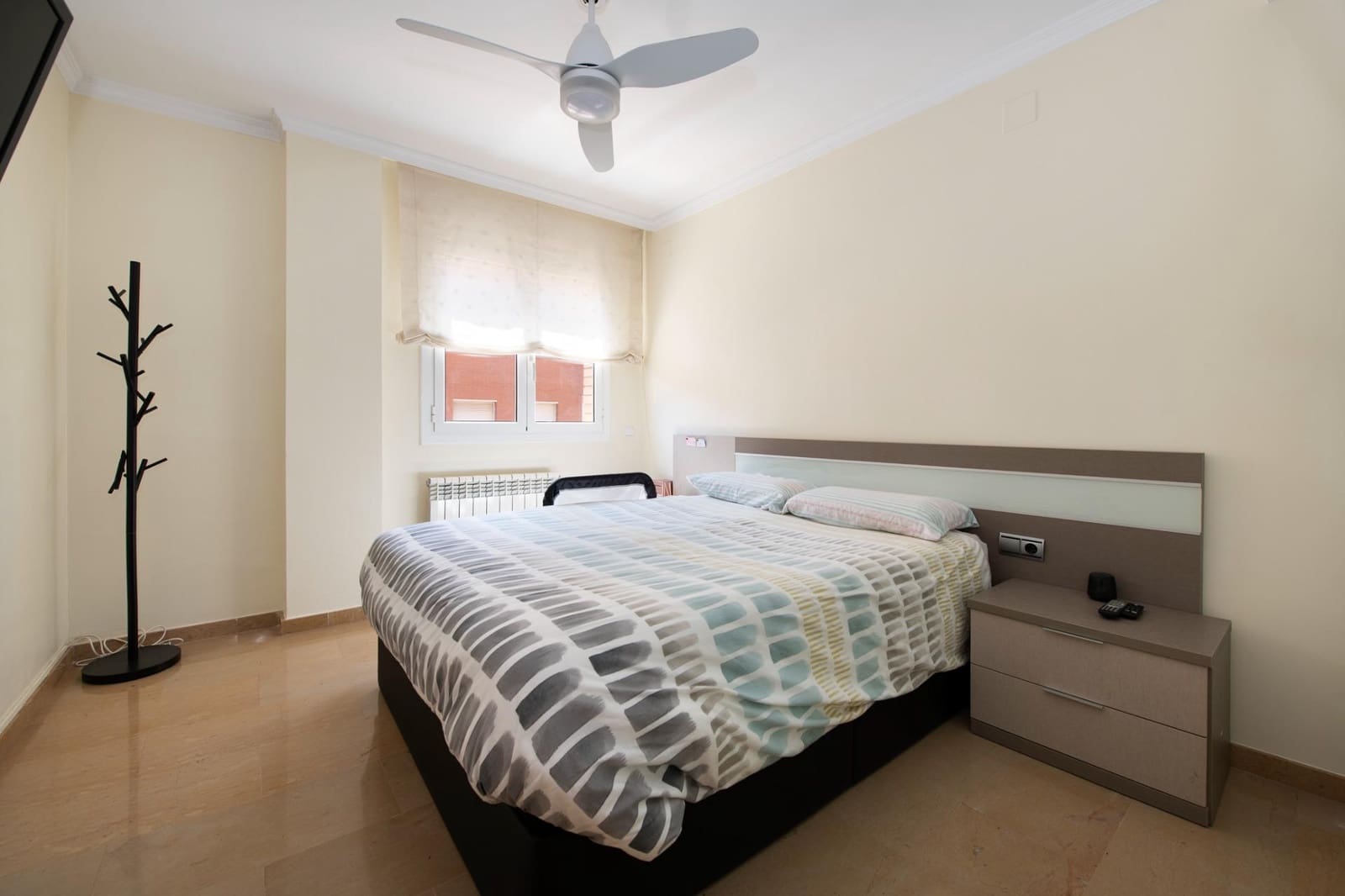 4 soverom Leilighet til salgs i Sant Boi de Llobregat - € 369 000 (Ref: 9788471)