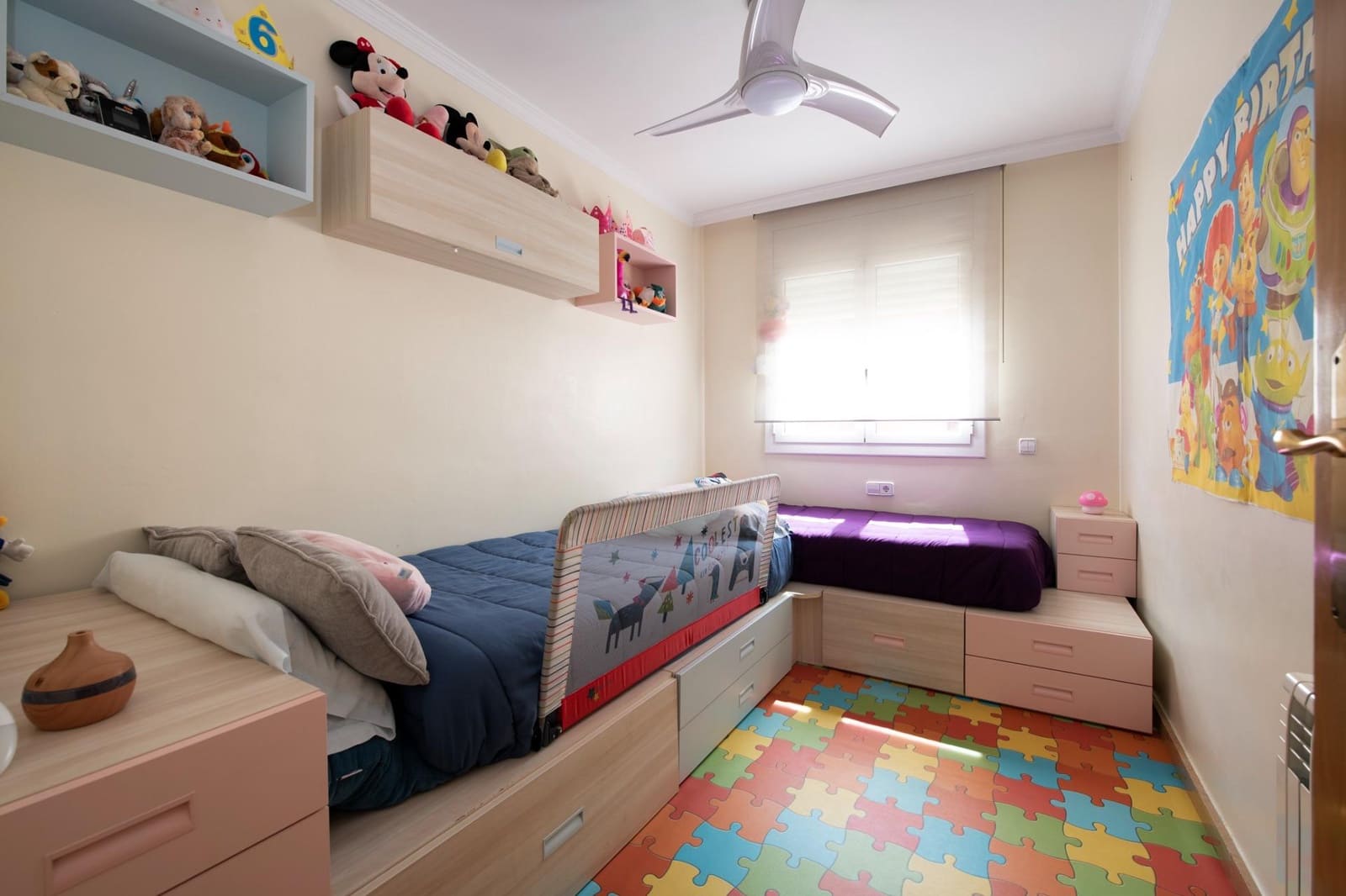 4 soverom Leilighet til salgs i Sant Boi de Llobregat - € 369 000 (Ref: 9788471)