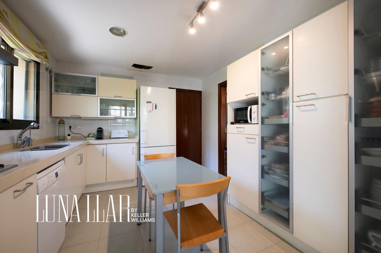 4 sypialnia Willa na sprzedaż w Castelldefels - 1 280 000 € (Ref: 9832220)