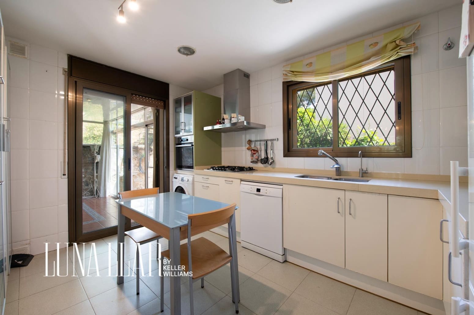 4 sypialnia Willa na sprzedaż w Castelldefels - 1 280 000 € (Ref: 9832220)