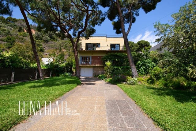 4 bedroom Villa for sale in Castelldefels - € 1,280,000 (Ref: 9832220)