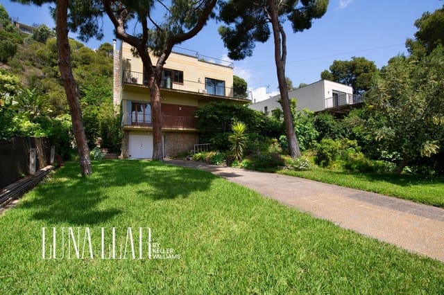 4 bedroom Villa for sale in Castelldefels - € 1,280,000 (Ref: 9832220)