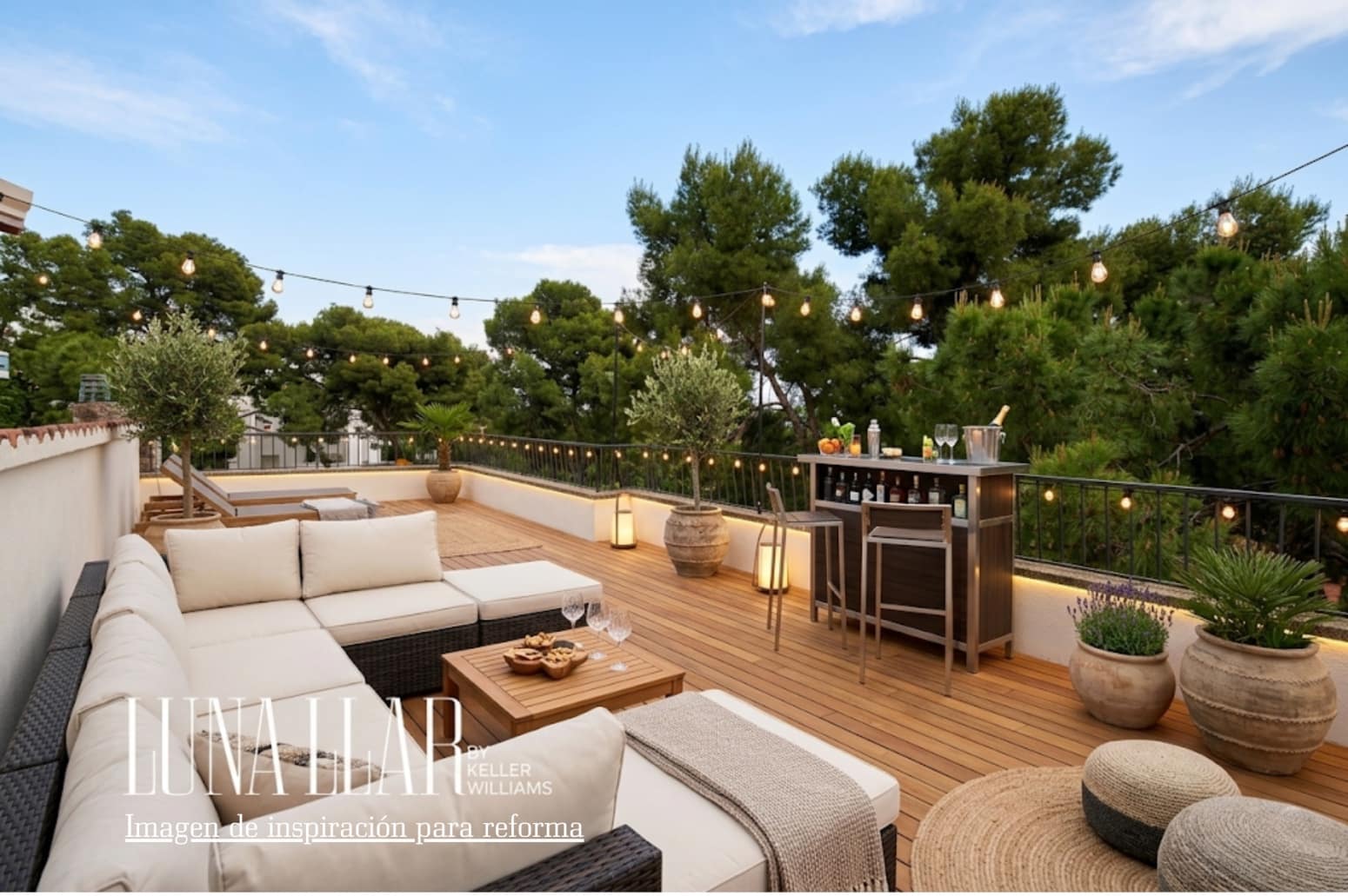4 bedroom Villa for sale in Castelldefels with garage - € 1,095,000 (Ref: 9832220)