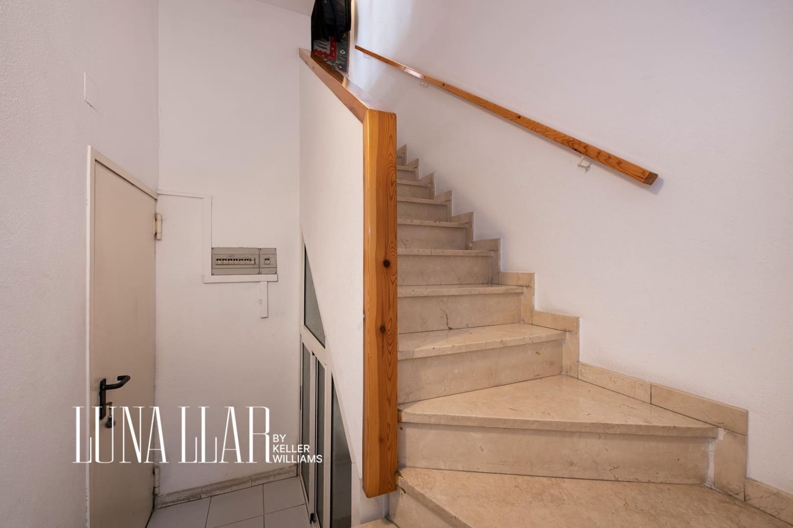 4 makuuhuone Huvila myytävänä paikassa Sant Joan Despi mukana 
autotalli - 798 000 € (Ref: 9832225)