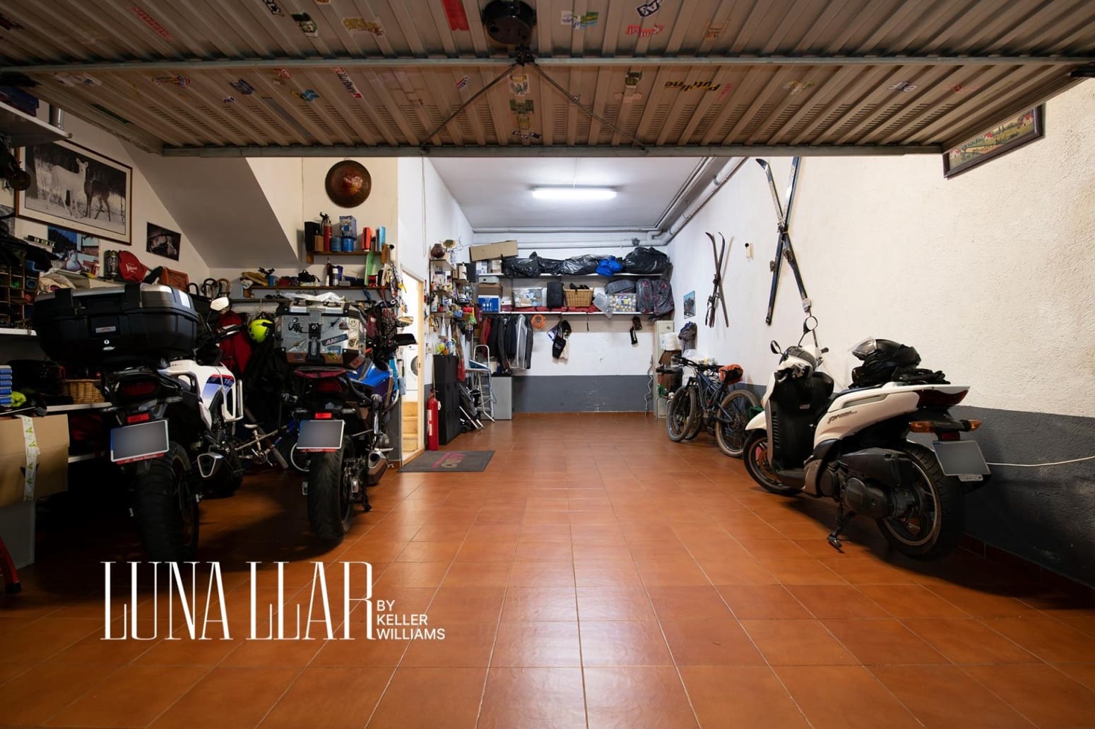 4 makuuhuone Huvila myytävänä paikassa Sant Joan Despi mukana 
autotalli - 798 000 € (Ref: 9832225)