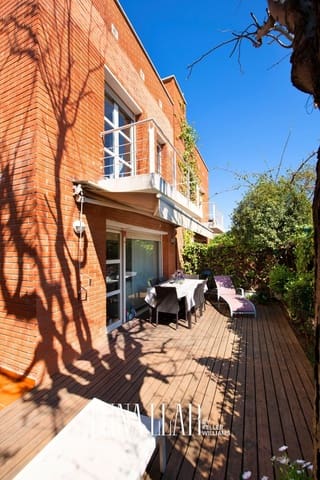 4 makuuhuone Huvila myytävänä paikassa Sant Joan Despí mukana 
autotalli - 798 000 € (Ref: 9832225)