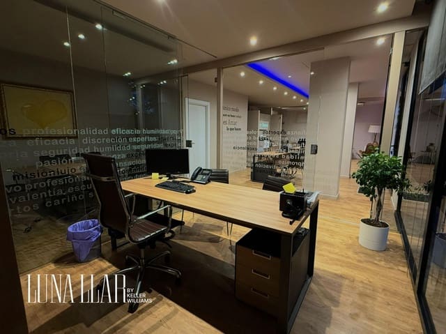 Commercial for rent in Gavà - € 3,000 (Ref: 9832231)