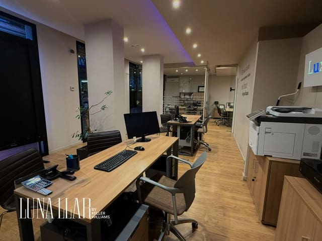 Commercial for rent in Gavà - € 3,000 (Ref: 9832231)
