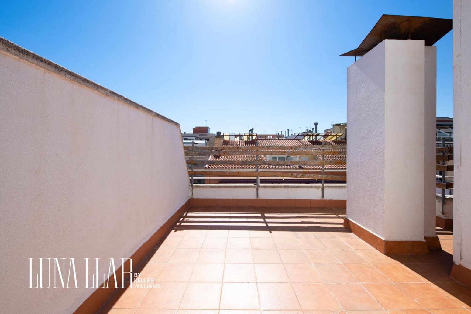 Piso de 4 habitaciones en Castelldefels en venta - 550.000 € (Ref: 9832244)