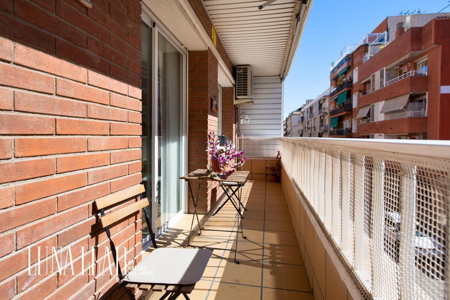 Piso de 4 habitaciones en Castelldefels en venta - 550.000 € (Ref: 9832244)