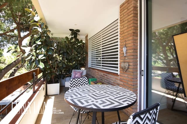 Piso de 3 habitaciones en Gavà en venta con piscina garaje - 1.095.000 € (Ref: 9832245)