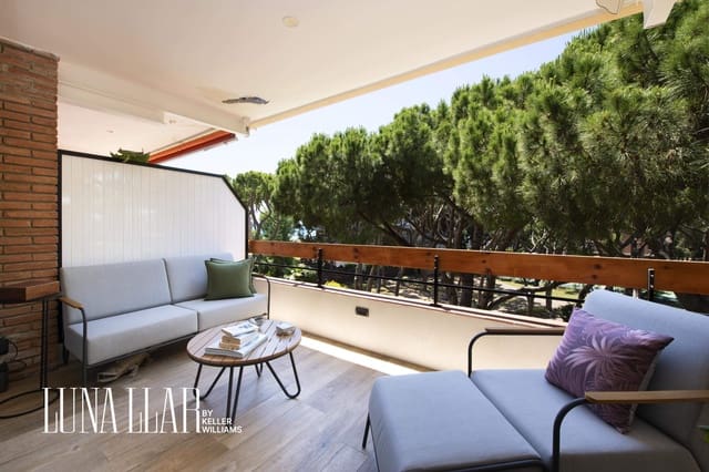 Piso de 3 habitaciones en Gavà en venta con piscina garaje - 1.095.000 € (Ref: 9832245)