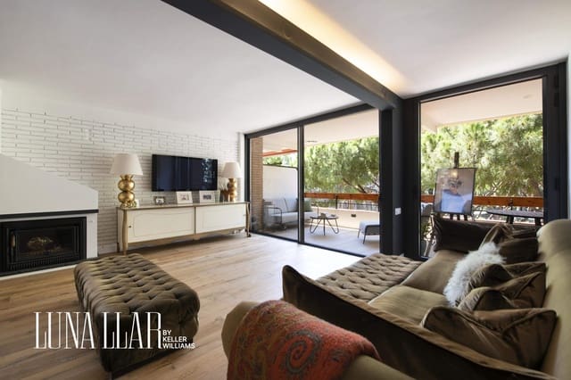 Piso de 3 habitaciones en Gavà en venta con piscina garaje - 1.095.000 € (Ref: 9832245)