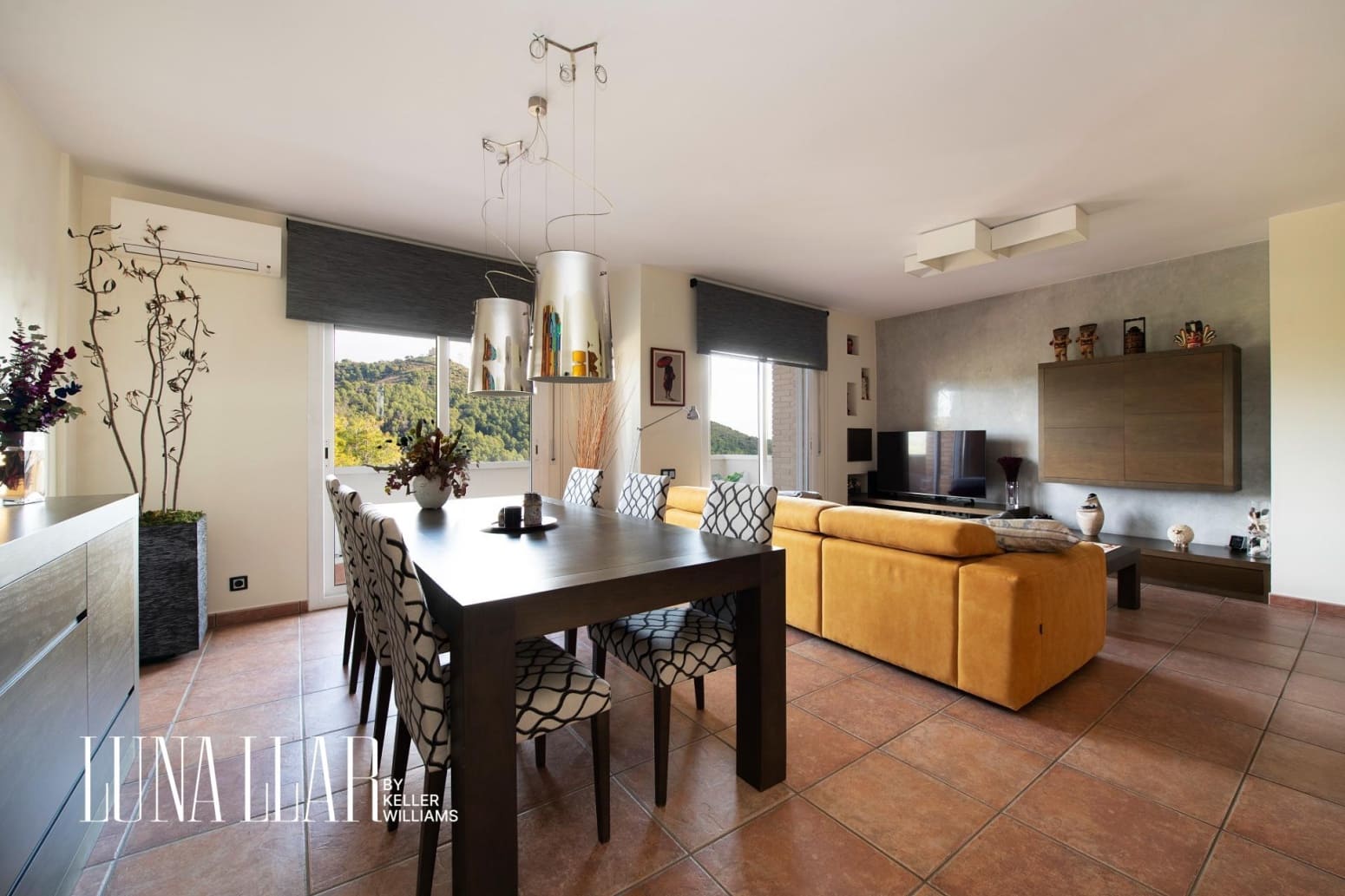 Chalet de 5 habitaciones en Sant Climent de Llobregat en venta - 625.000 € (Ref: 9832249)