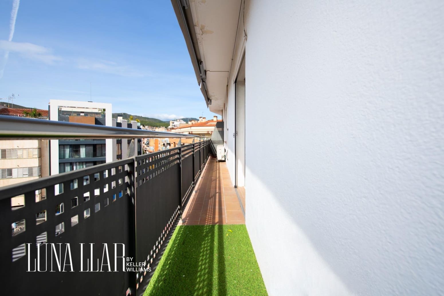 3 slaapkamer Flat te koop in Castelldefels - € 349.000 (Ref: 9832250)
