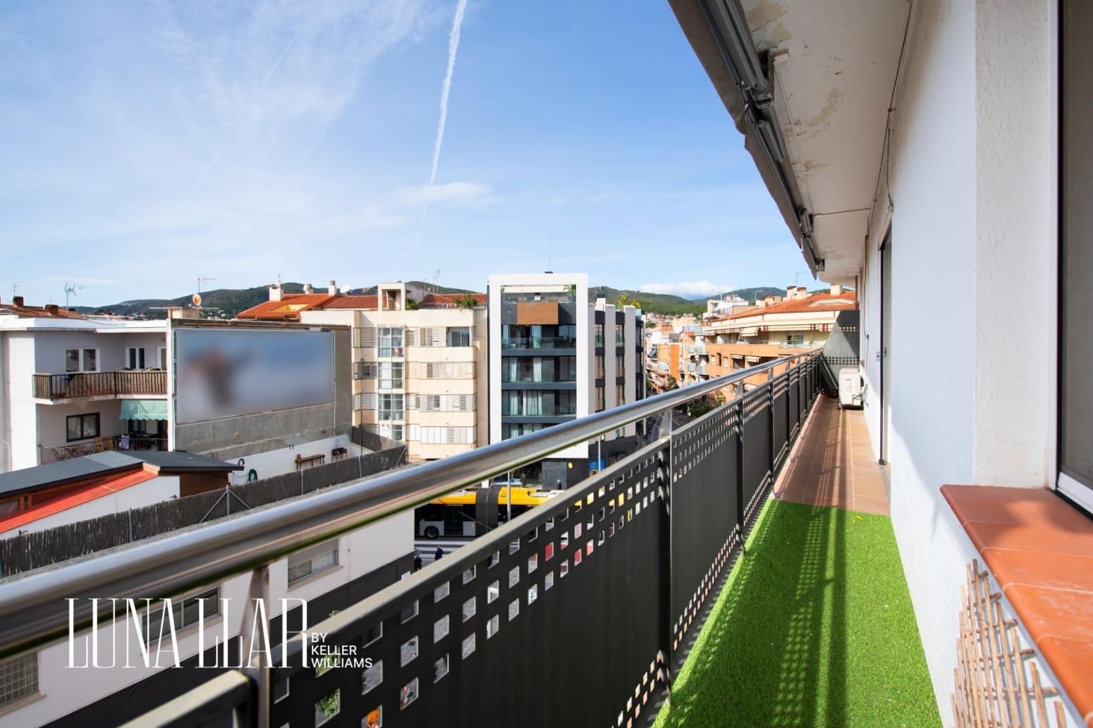 3 slaapkamer Flat te koop in Castelldefels - € 349.000 (Ref: 9832250)