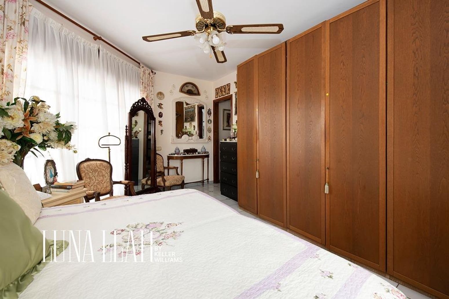 8 bedroom Villa for sale in Gava - € 2,100,000 (Ref: 9832252)