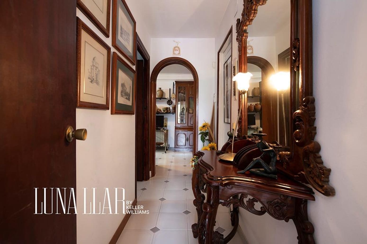 8 bedroom Villa for sale in Gava - € 2,100,000 (Ref: 9832252)
