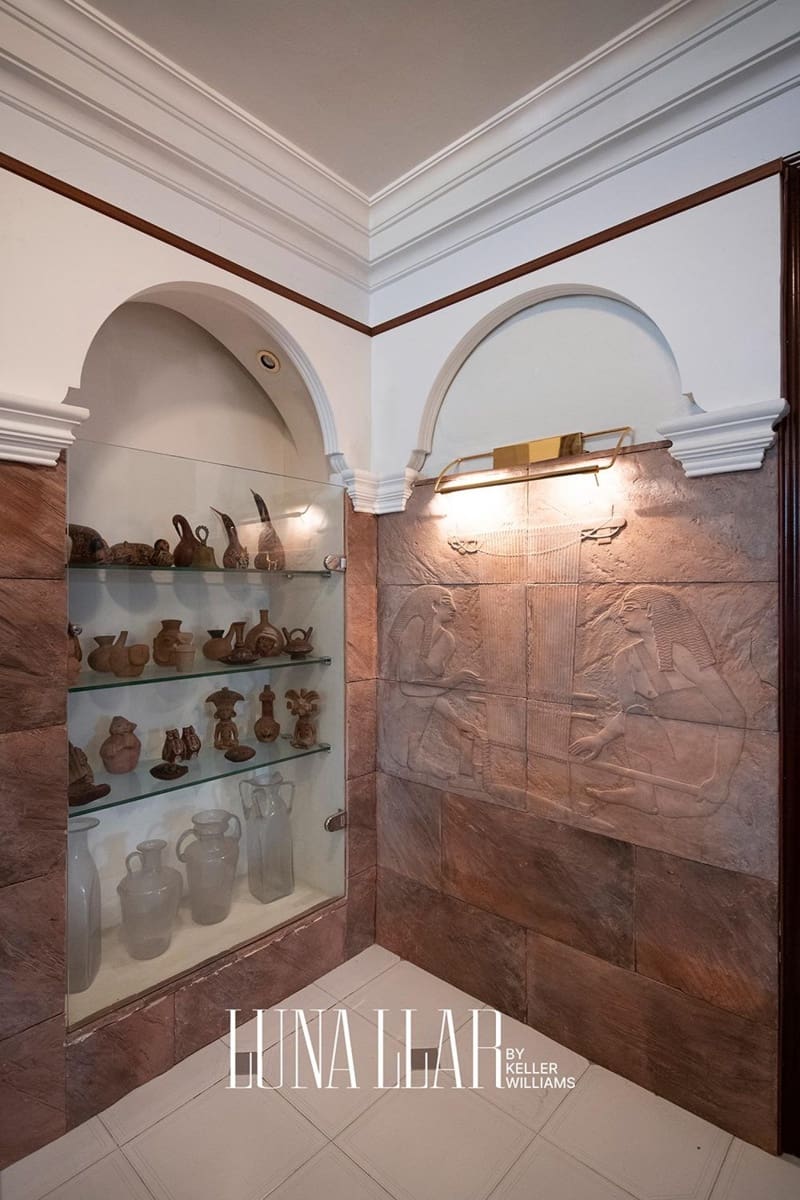 8 bedroom Villa for sale in Gava - € 2,100,000 (Ref: 9832252)